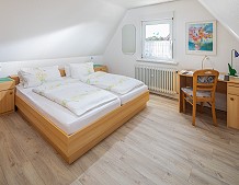 Ferienwohnung "Dnenrose" separates Schlafzimmer